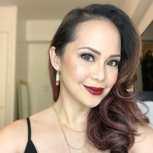 Meet your Posher, Mayone